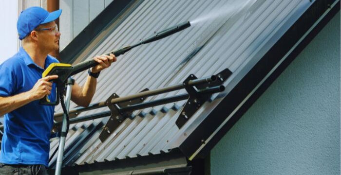 Cleaning roof