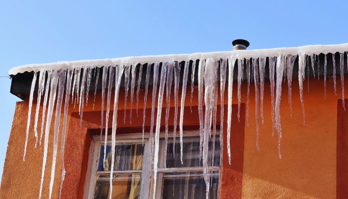 ice on roof 
